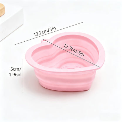 Heart-Shaped Foldable Silicone Pet Bowl with Lanyard