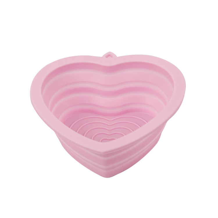 Heart-Shaped Foldable Silicone Pet Bowl with Lanyard